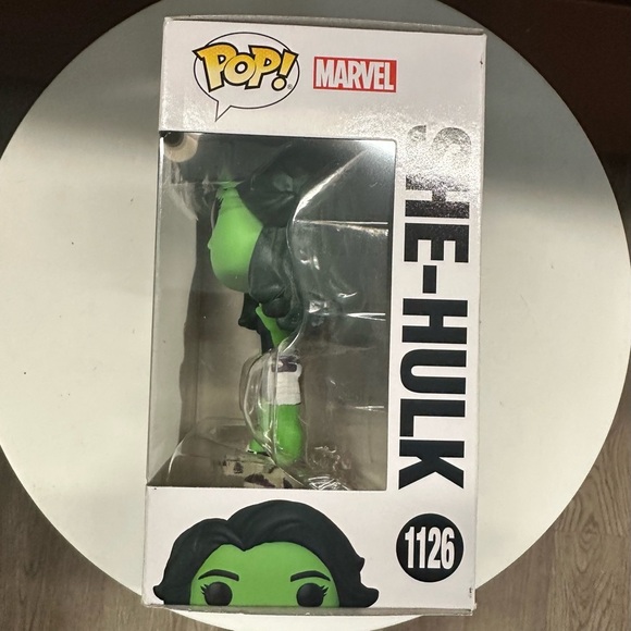 🏷️5/20$•She-Hulk Collectable - Picture 3 of 6